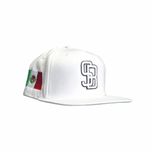 Load image into Gallery viewer, El Transito Collection Classic SB Snapback