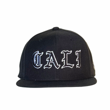 Load image into Gallery viewer, Cali Blk Snapback - Caps Sporting Hats