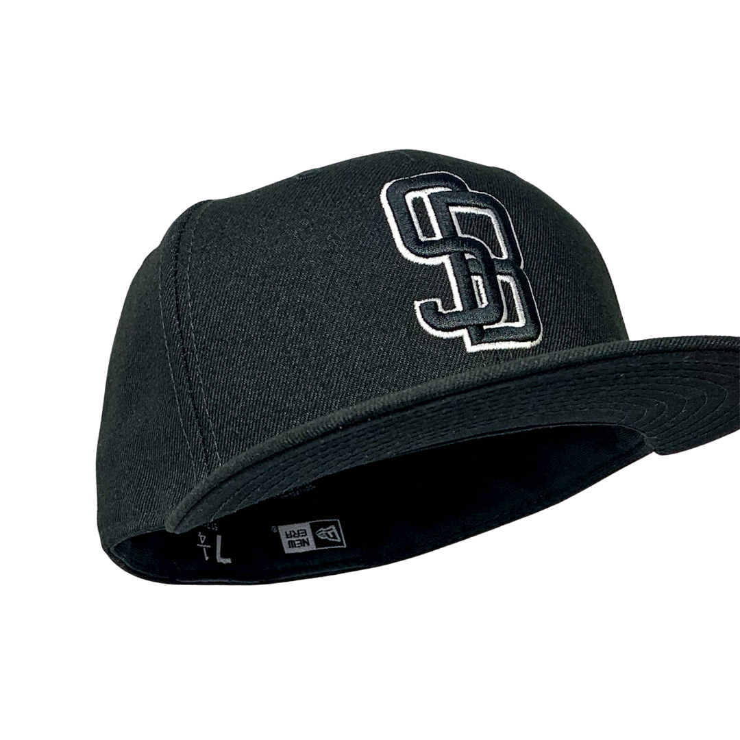 New Era Signature Series 59Fifty Hat - Black – FILP Bar